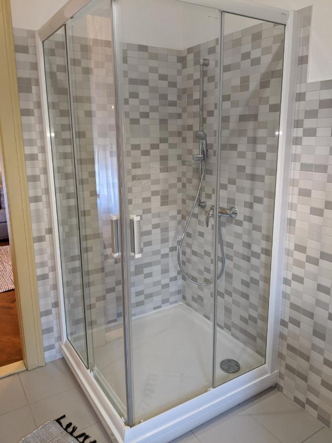 Cristian Apartment Near Old Town 티미쇼아라 외부 사진