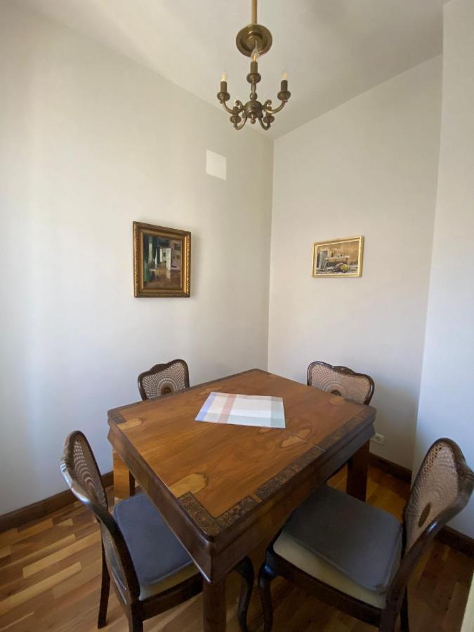 Cristian Apartment Near Old Town 티미쇼아라 외부 사진