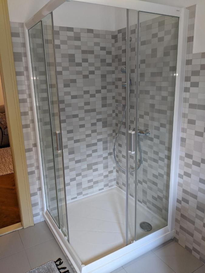 Cristian Apartment Near Old Town 티미쇼아라 외부 사진